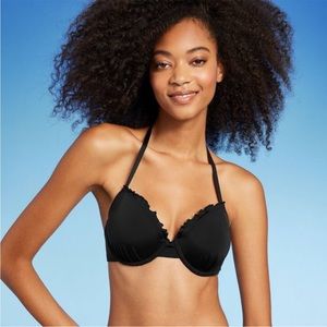 NWT Woman’s Lightly Lined Ruffle Bikini Top by Shade & Shore☀️